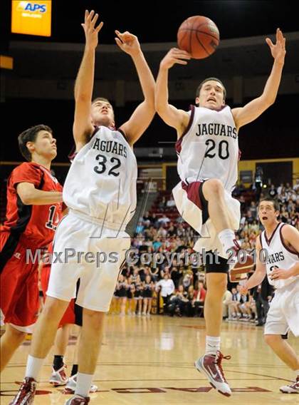 Thumbnail 2 in Boulder Creek vs Chaparral (AIA 5A-II State Final) photogallery.