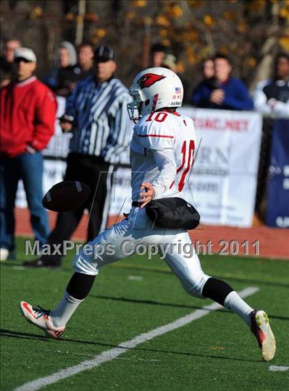 Thumbnail 3 in Greenwich @ Staples (FCIAC Championship) photogallery.