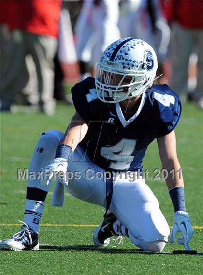 Thumbnail 3 in Greenwich @ Staples (FCIAC Championship) photogallery.
