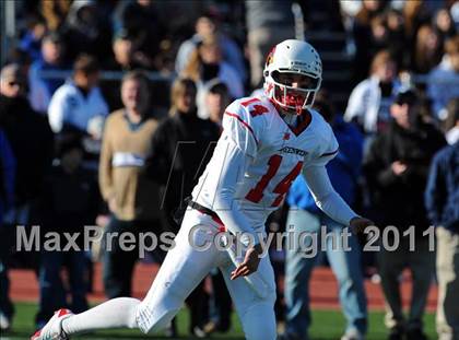 Thumbnail 3 in Greenwich @ Staples (FCIAC Championship) photogallery.