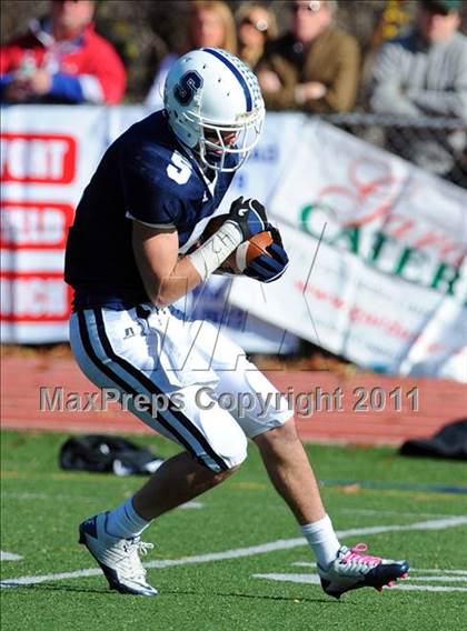 Thumbnail 3 in Greenwich @ Staples (FCIAC Championship) photogallery.