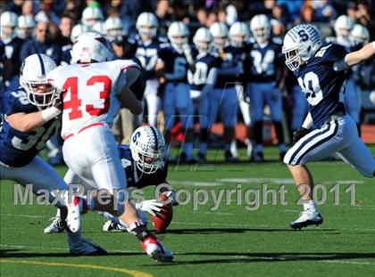 Thumbnail 3 in Greenwich @ Staples (FCIAC Championship) photogallery.