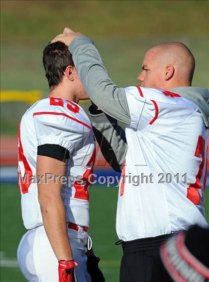 Thumbnail 3 in Greenwich @ Staples (FCIAC Championship) photogallery.