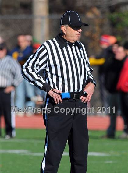 Thumbnail 2 in Greenwich @ Staples (FCIAC Championship) photogallery.
