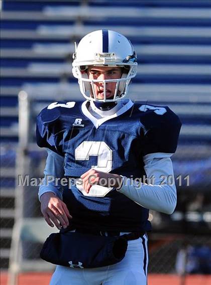 Thumbnail 1 in Greenwich @ Staples (FCIAC Championship) photogallery.