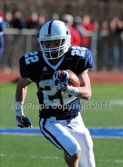 Thumbnail 2 in Greenwich @ Staples (FCIAC Championship) photogallery.