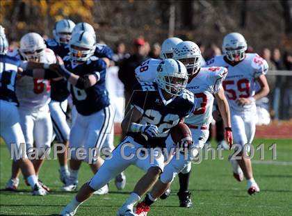 Thumbnail 3 in Greenwich @ Staples (FCIAC Championship) photogallery.