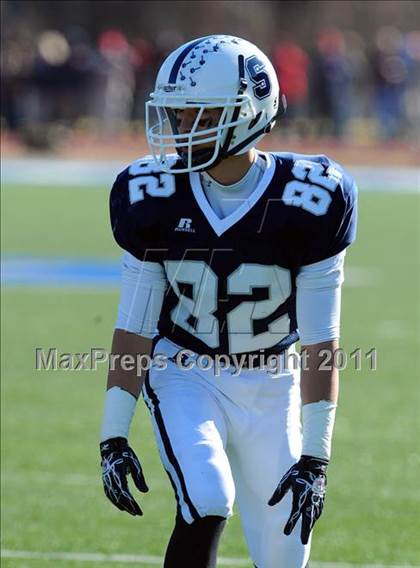 Thumbnail 3 in Greenwich @ Staples (FCIAC Championship) photogallery.