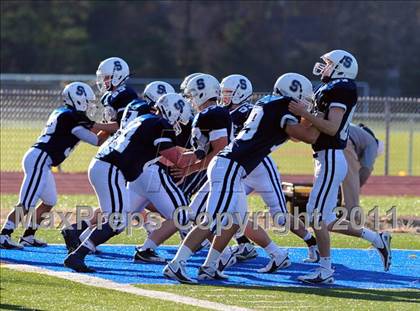 Thumbnail 3 in Greenwich @ Staples (FCIAC Championship) photogallery.