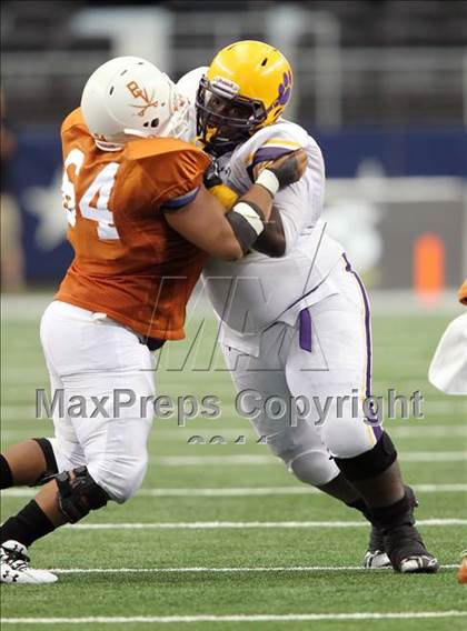 Thumbnail 3 in Karr vs. Bowie (Kirk Herbstreit National Kickoff Classic) photogallery.