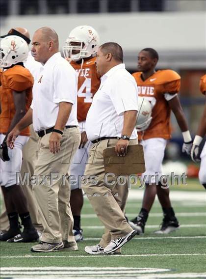 Thumbnail 2 in Karr vs. Bowie (Kirk Herbstreit National Kickoff Classic) photogallery.