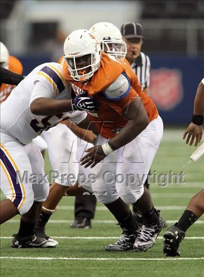 Thumbnail 1 in Karr vs. Bowie (Kirk Herbstreit National Kickoff Classic) photogallery.