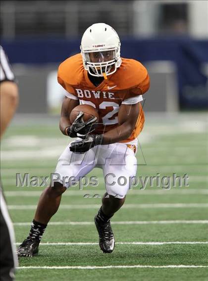 Thumbnail 2 in Karr vs. Bowie (Kirk Herbstreit National Kickoff Classic) photogallery.