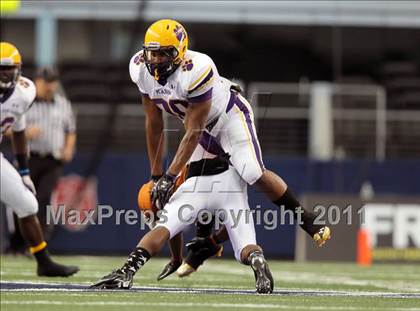 Thumbnail 3 in Karr vs. Bowie (Kirk Herbstreit National Kickoff Classic) photogallery.