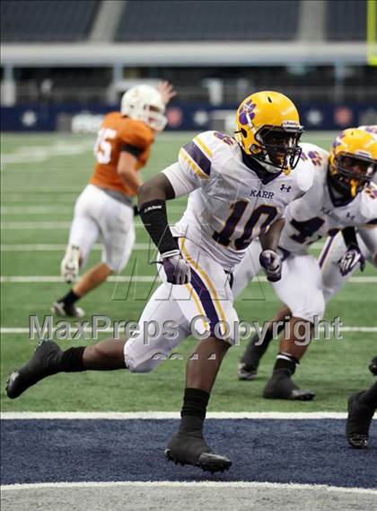 Thumbnail 1 in Karr vs. Bowie (Kirk Herbstreit National Kickoff Classic) photogallery.