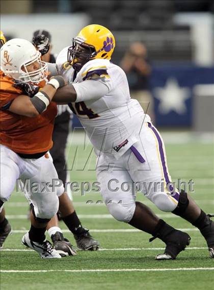 Thumbnail 1 in Karr vs. Bowie (Kirk Herbstreit National Kickoff Classic) photogallery.