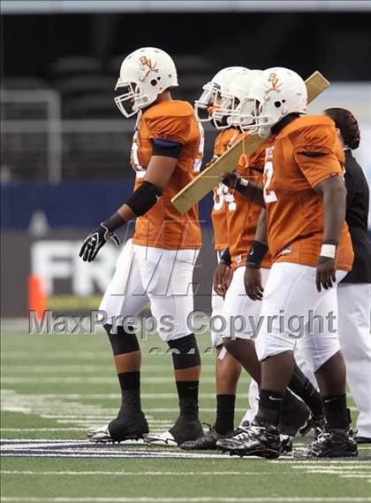 Thumbnail 3 in Karr vs. Bowie (Kirk Herbstreit National Kickoff Classic) photogallery.