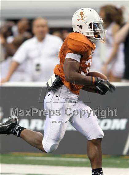 Thumbnail 2 in Karr vs. Bowie (Kirk Herbstreit National Kickoff Classic) photogallery.