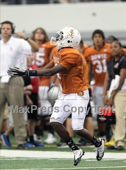 Thumbnail 2 in Karr vs. Bowie (Kirk Herbstreit National Kickoff Classic) photogallery.