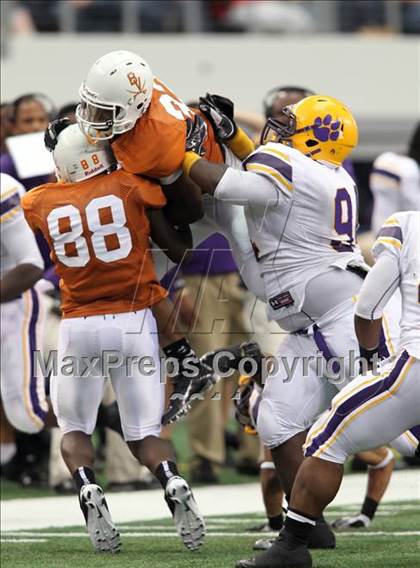 Thumbnail 1 in Karr vs. Bowie (Kirk Herbstreit National Kickoff Classic) photogallery.