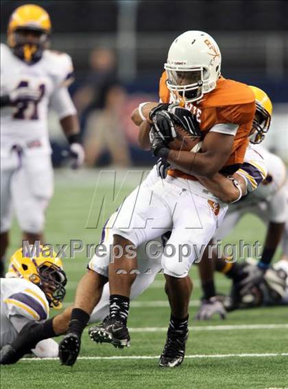 Thumbnail 3 in Karr vs. Bowie (Kirk Herbstreit National Kickoff Classic) photogallery.