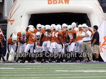 Thumbnail 1 in Karr vs. Bowie (Kirk Herbstreit National Kickoff Classic) photogallery.