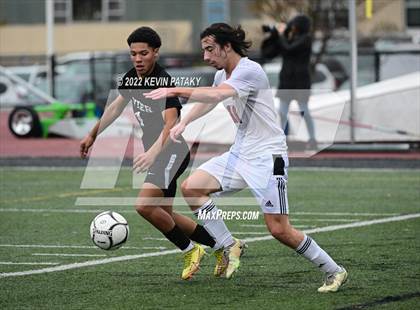 Thumbnail 2 in Pomperaug @ Xavier (CIAC Class L Quarterfinal) photogallery.