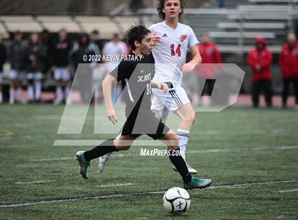 Thumbnail 1 in Pomperaug @ Xavier (CIAC Class L Quarterfinal) photogallery.