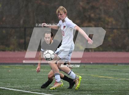Thumbnail 3 in Pomperaug @ Xavier (CIAC Class L Quarterfinal) photogallery.