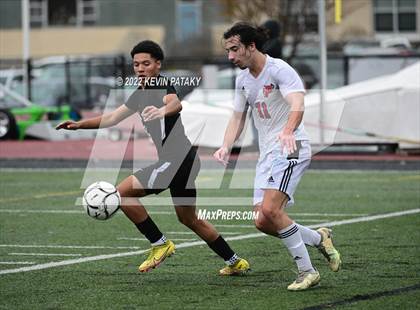 Thumbnail 1 in Pomperaug @ Xavier (CIAC Class L Quarterfinal) photogallery.