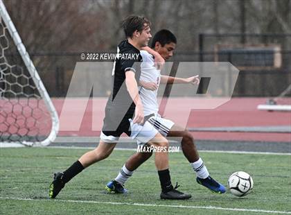 Thumbnail 2 in Pomperaug @ Xavier (CIAC Class L Quarterfinal) photogallery.