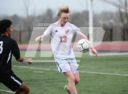 Thumbnail 3 in Pomperaug @ Xavier (CIAC Class L Quarterfinal) photogallery.