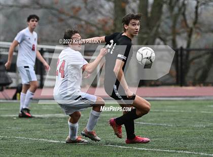 Thumbnail 1 in Pomperaug @ Xavier (CIAC Class L Quarterfinal) photogallery.