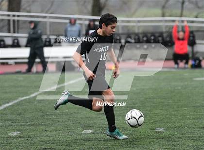 Thumbnail 3 in Pomperaug @ Xavier (CIAC Class L Quarterfinal) photogallery.