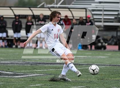 Thumbnail 3 in Pomperaug @ Xavier (CIAC Class L Quarterfinal) photogallery.