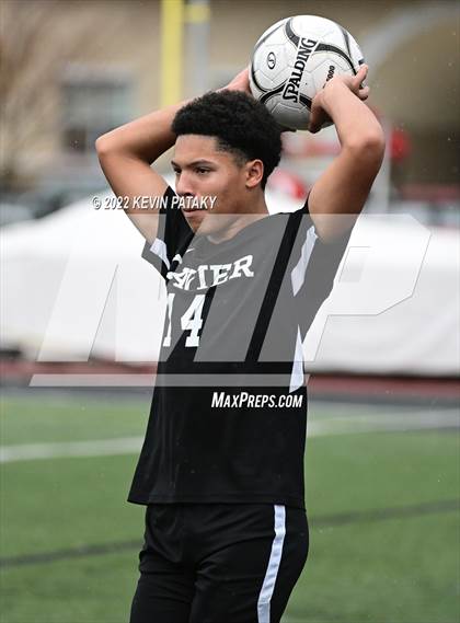 Thumbnail 3 in Pomperaug @ Xavier (CIAC Class L Quarterfinal) photogallery.