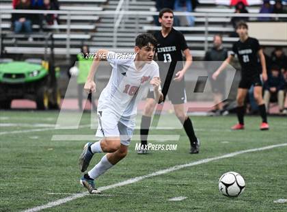 Thumbnail 3 in Pomperaug @ Xavier (CIAC Class L Quarterfinal) photogallery.