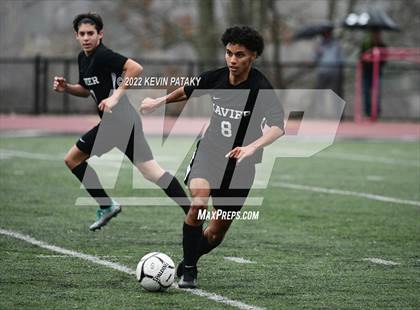 Thumbnail 3 in Pomperaug @ Xavier (CIAC Class L Quarterfinal) photogallery.