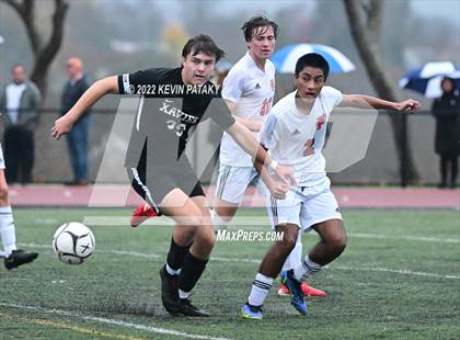 Thumbnail 1 in Pomperaug @ Xavier (CIAC Class L Quarterfinal) photogallery.