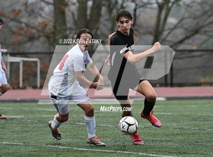 Thumbnail 2 in Pomperaug @ Xavier (CIAC Class L Quarterfinal) photogallery.
