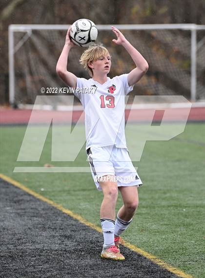 Thumbnail 1 in Pomperaug @ Xavier (CIAC Class L Quarterfinal) photogallery.