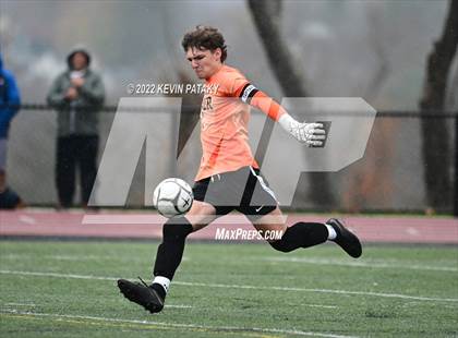 Thumbnail 2 in Pomperaug @ Xavier (CIAC Class L Quarterfinal) photogallery.