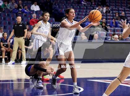 Thumbnail 3 in Catalina Foothills vs Pueblo (McKale Center) photogallery.