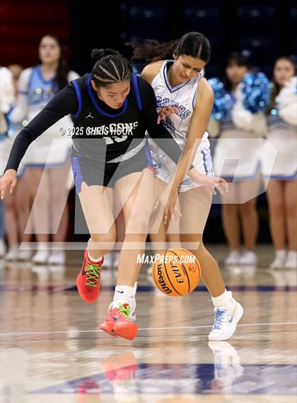 Thumbnail 1 in Catalina Foothills vs Pueblo (McKale Center) photogallery.