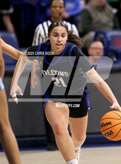 Thumbnail 2 in Catalina Foothills vs Pueblo (McKale Center) photogallery.