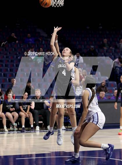 Thumbnail 1 in Catalina Foothills vs Pueblo (McKale Center) photogallery.