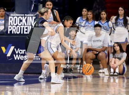 Thumbnail 1 in Catalina Foothills vs Pueblo (McKale Center) photogallery.