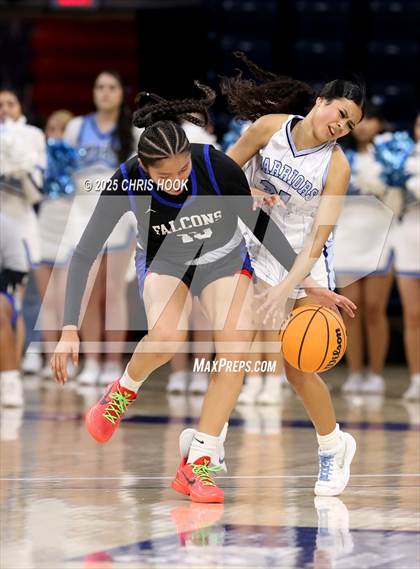 Thumbnail 2 in Catalina Foothills vs Pueblo (McKale Center) photogallery.