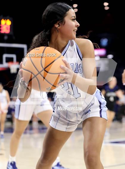 Thumbnail 3 in Catalina Foothills vs Pueblo (McKale Center) photogallery.