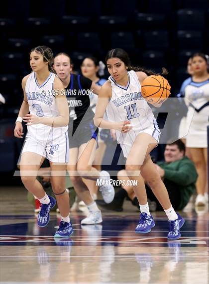 Thumbnail 3 in Catalina Foothills vs Pueblo (McKale Center) photogallery.